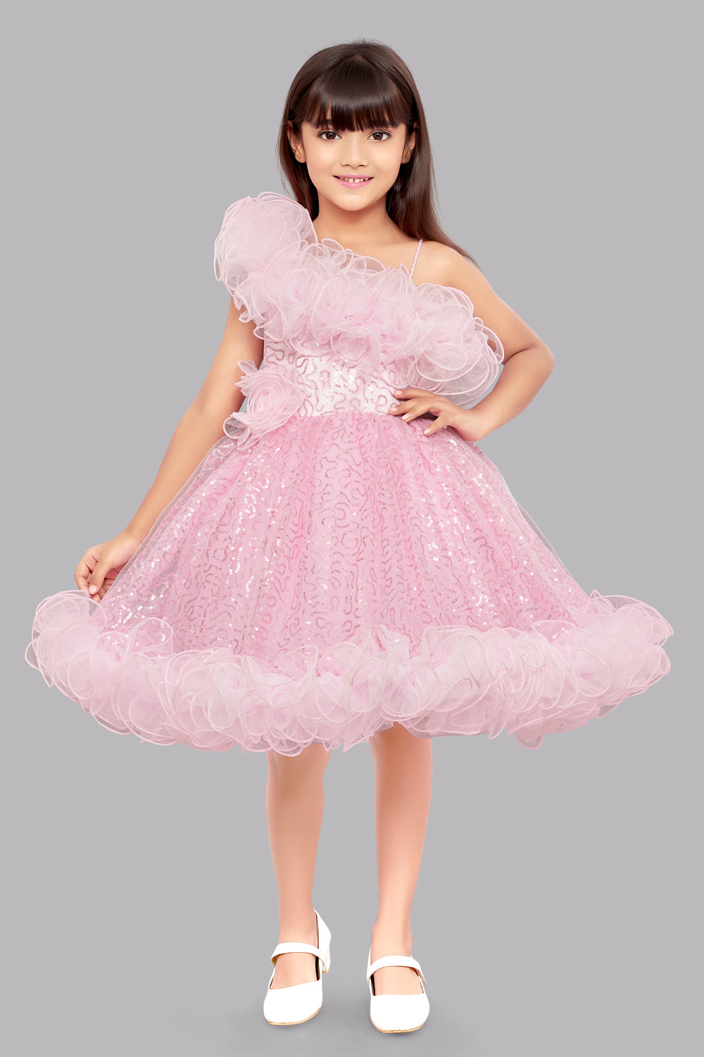 Pink dress outlet girl image