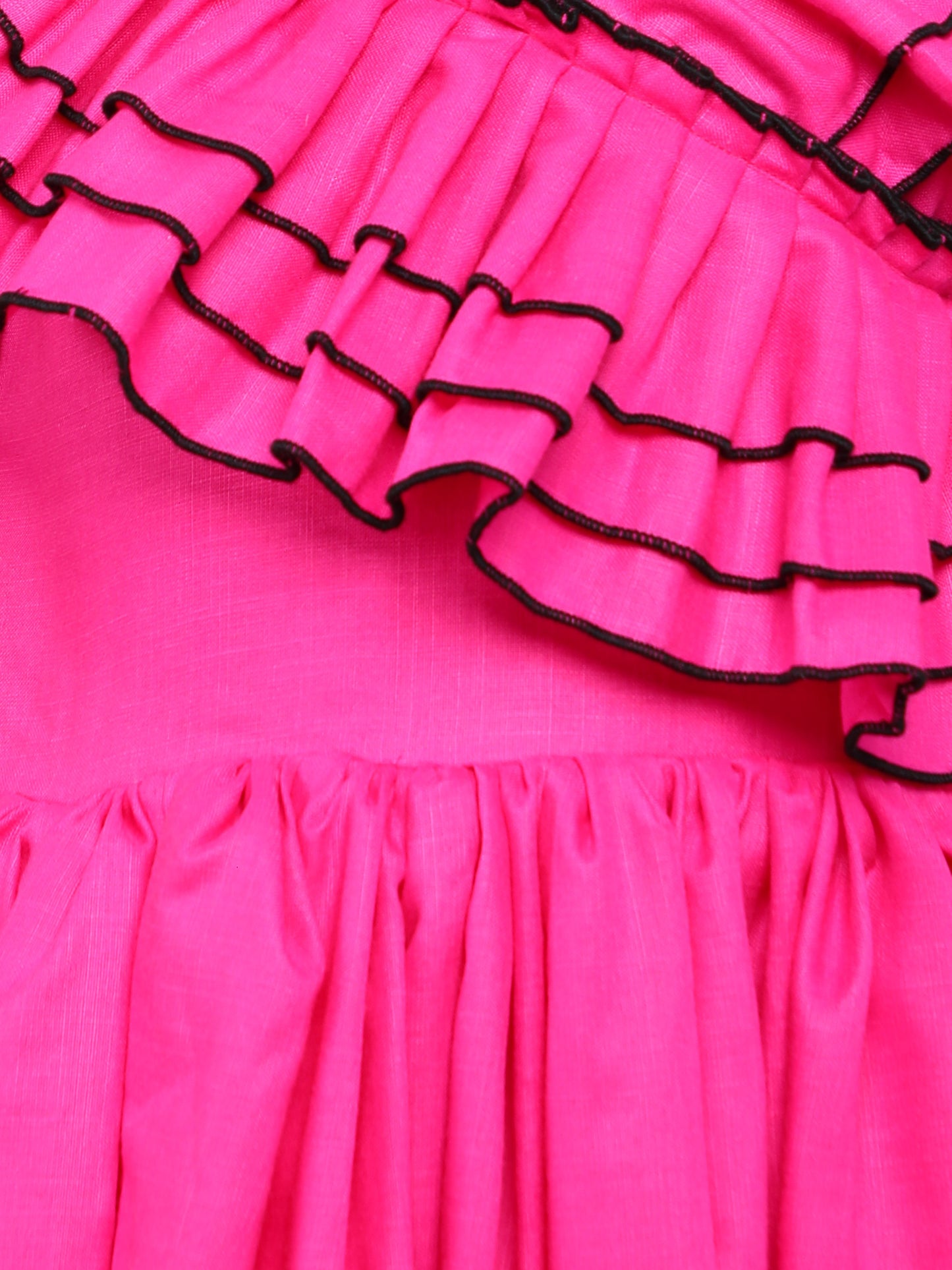 Ruffled Neck Cotton Gown With Matching Clip -Pink