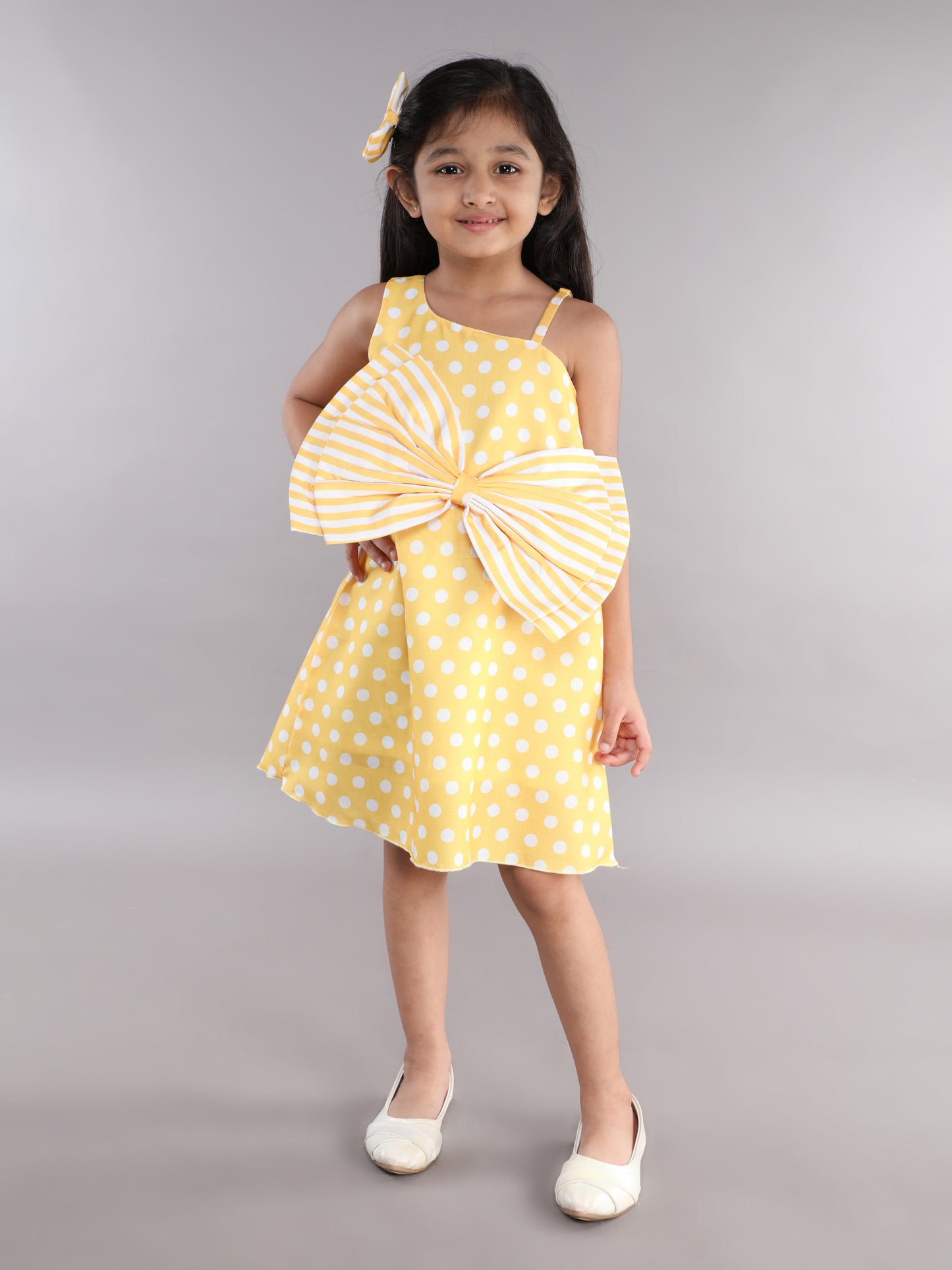 One Shoulder A-line Bow  Dress -Yellow