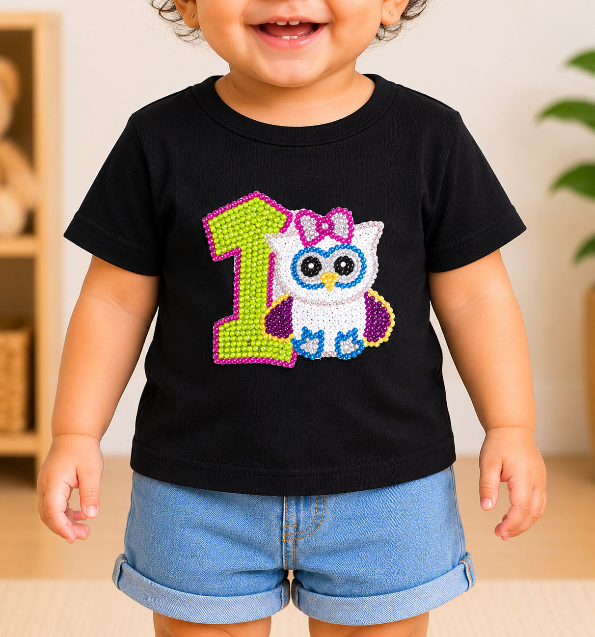 1st Birthday Applique Black T-Shirt with Cute Owl
