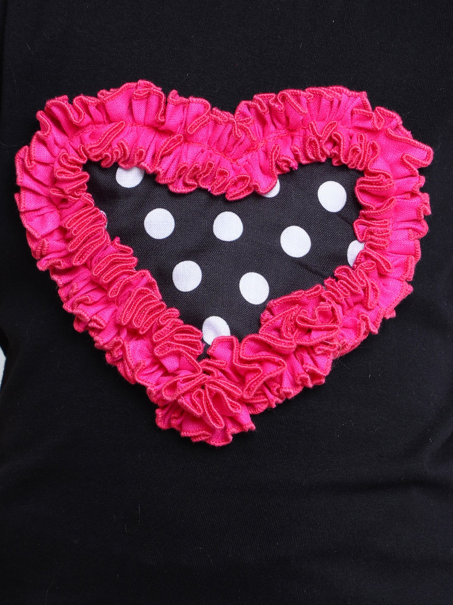 Heart Vibe T-Shirt - Black