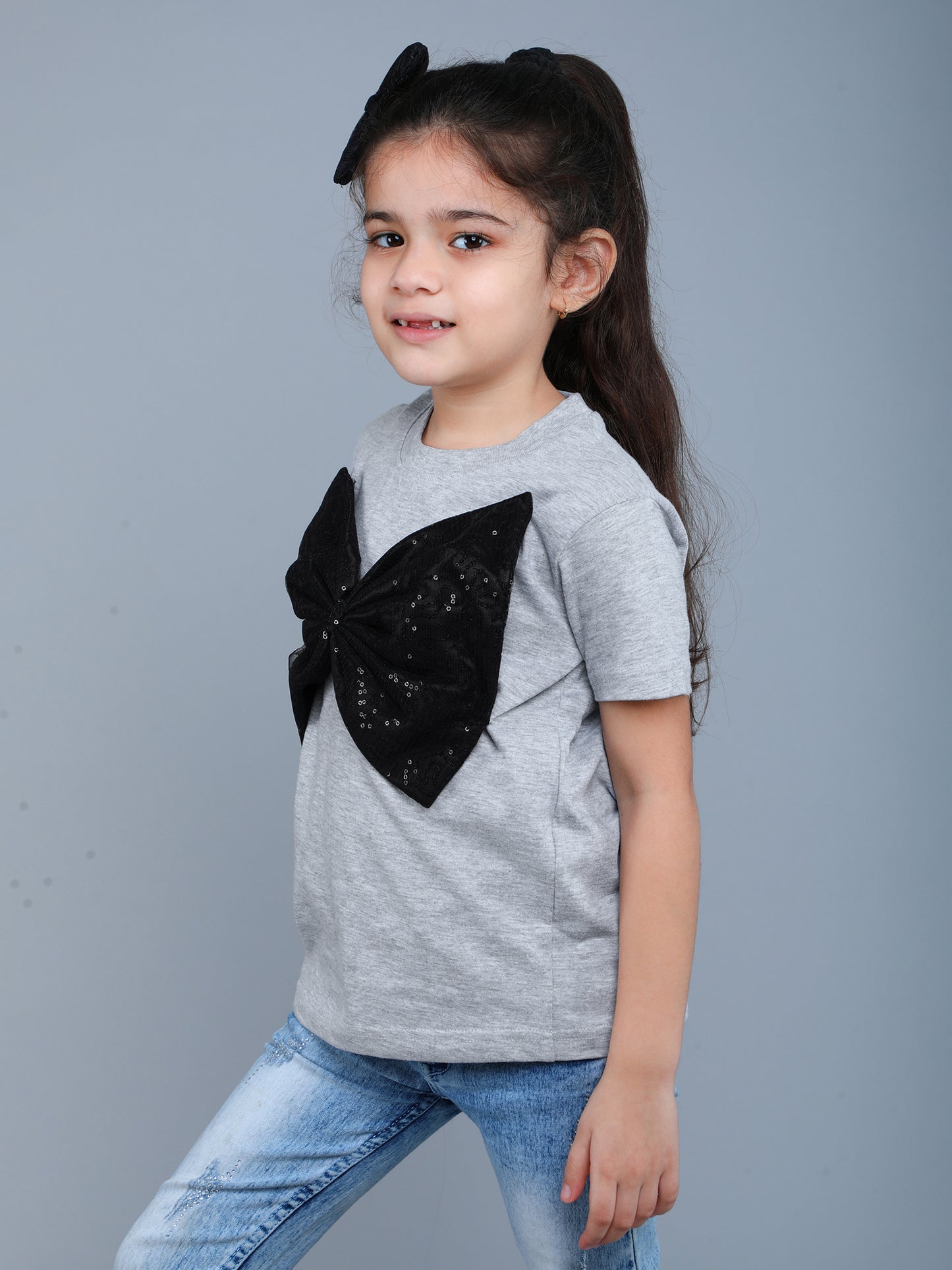 Sequins Bow Vibe T-Shirt -Grey