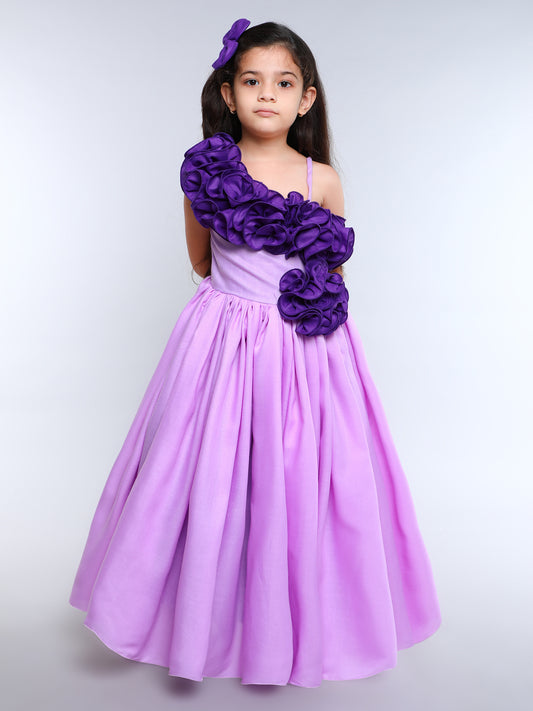 ColorBlock Ruffled Neck Cotton Gown With Matching Clip  - Lavender