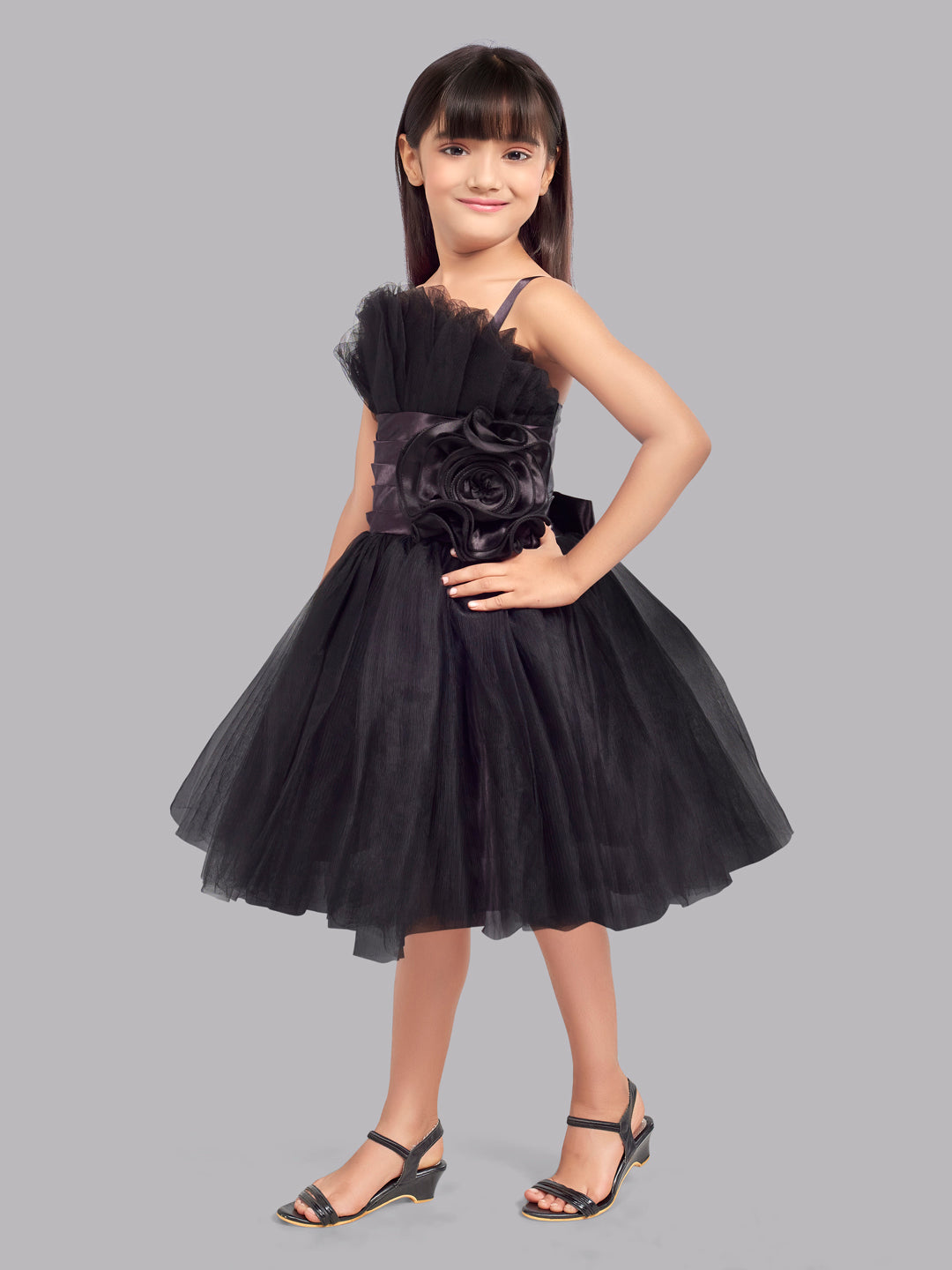 Ruffled Silhouette Party Dress -Black