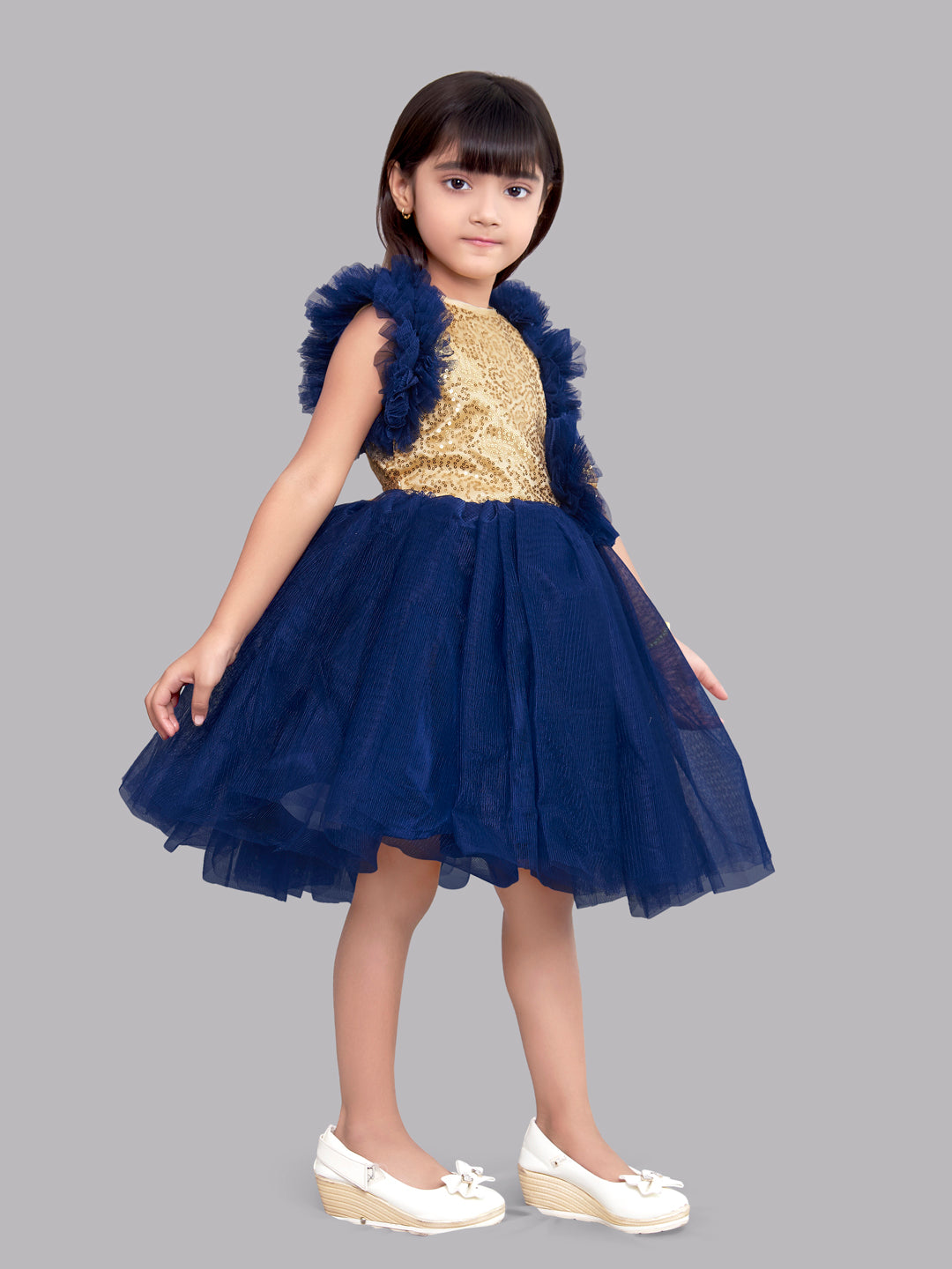 9 Beautiful Designs of Blue Colour Frocks for Women and Girls | Girls  pageant dresses, Girls pageant gowns, Girls dresses